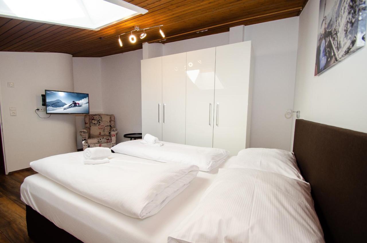 Penthouse Eightyone By All In One Apartments カプルーン エクステリア 写真
